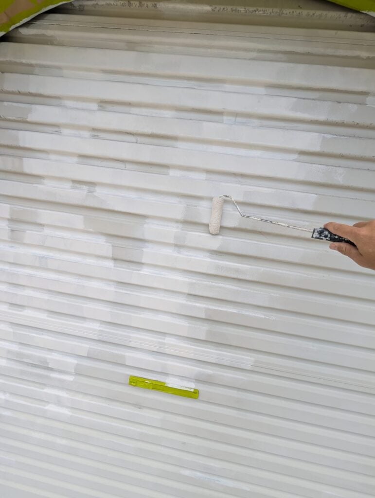 Garage Door Painting in Broadbeach Waters